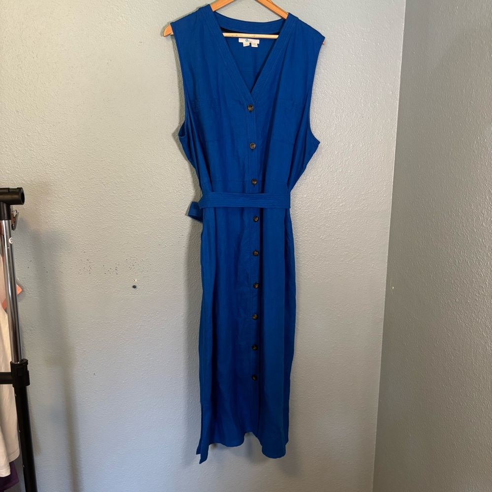 Boden Sleeveless Button-Front Midi Dress in Bright Blue - Picture 2 of 10